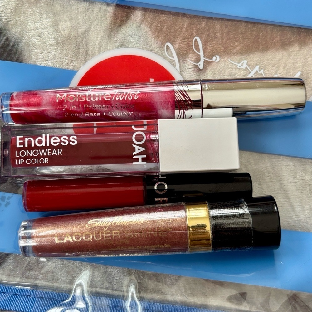 Brand New Lipstick Lip Gloss Bundle Sephora 96 RED VELVET Sally Hansen JOAH Bag - Picture 3 of 16
